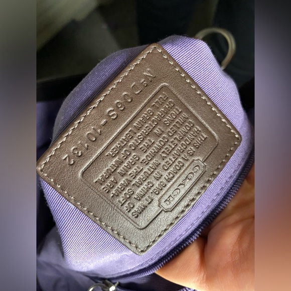 Coach Chelsea signature turn lock brown pebble leather bag with charms - Picture 10 of 15